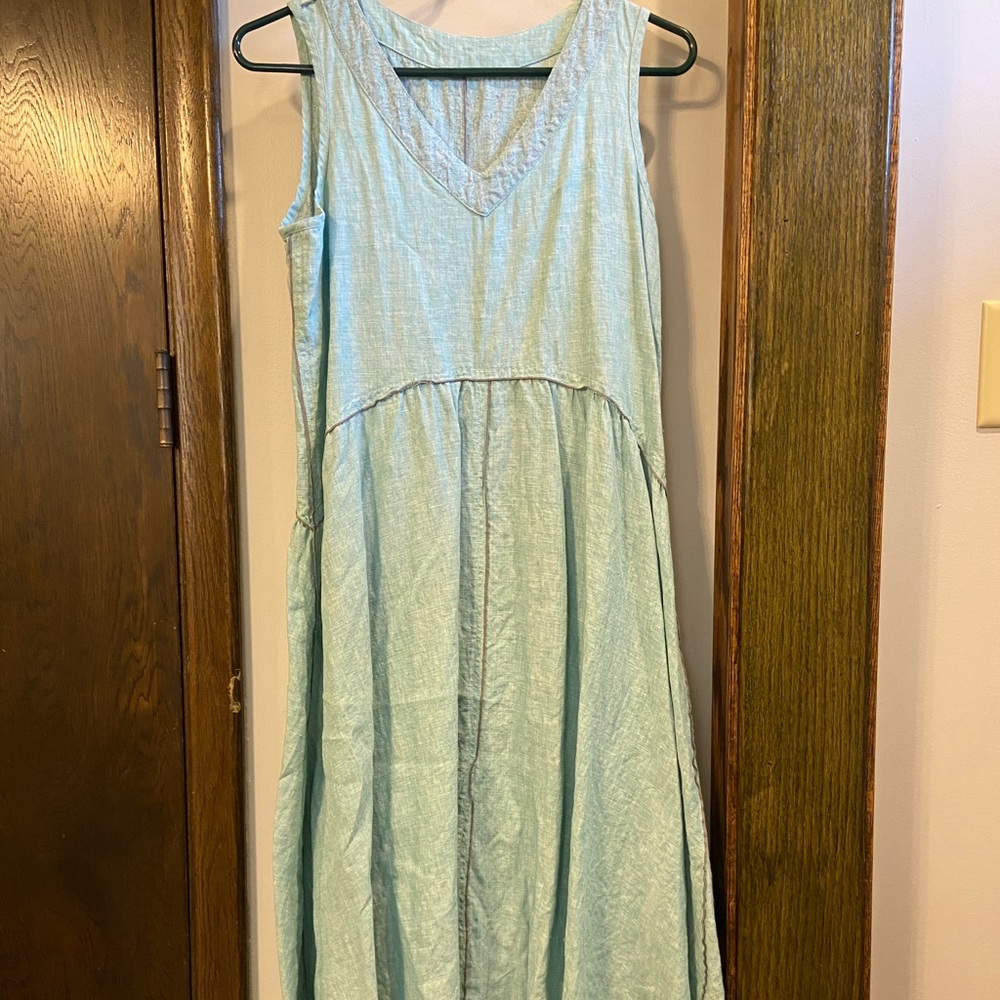 Women’s dress